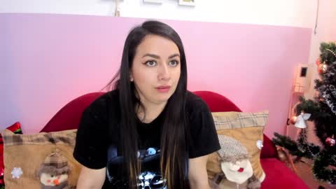 Snapshot of kimkalifa chatting on 01.09.25 Camila online show from 01.09.25