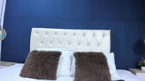 Snapshot of kimluna1 chatting on 10.27.25 kimluna1 online show from 10.27.25