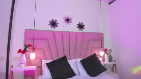 kimluna1 online show from 02.24.26