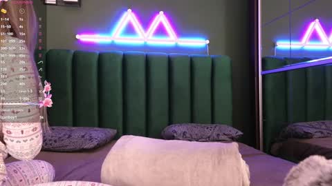 Kimmie online show from 12.17.24