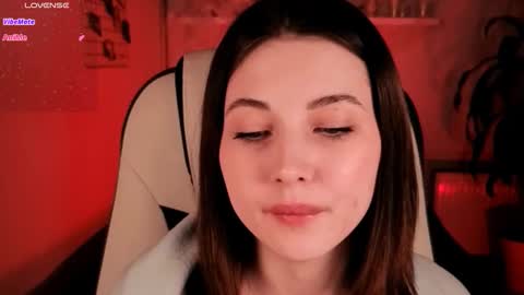 Snapshot of kimmie_shine chatting on 10.22.25 Your Kimmie follow me online show from 10.22.25