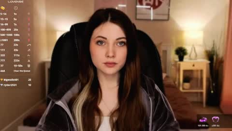  Your Kimmie  follow me  online show from 04.18.26