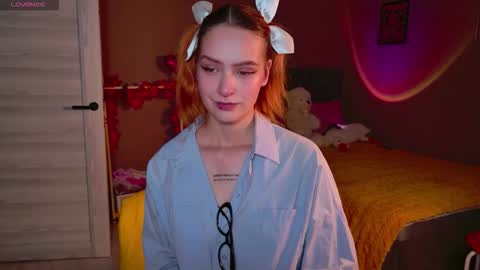 KimmyCutes online show from 11.10.25