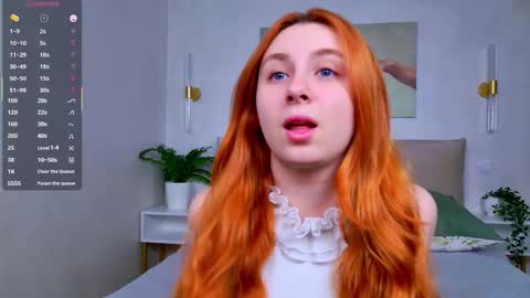 Snapshot of kimplusvibes chatting on 02.12.26 online on Wednesday online show from 02.12.26