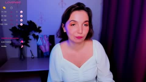 Hazel online show from 10.13.25