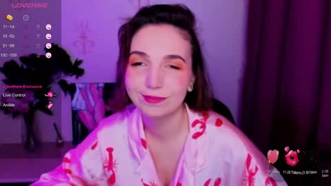 Hazel online show from 10.15.25