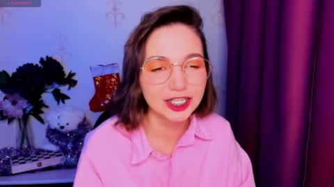 Hazel online show from 12.22.25