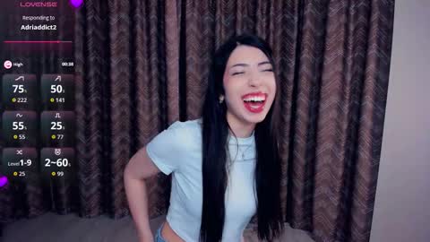 Snapshot of kindraevert chatting on 11.19.25 Megan online show from 11.19.25