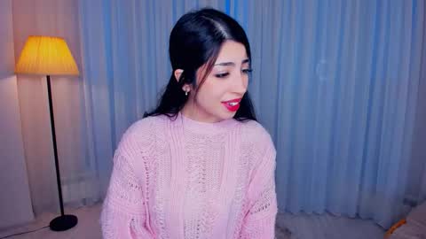 Snapshot of kindraevert chatting on 12.19.25 Megan online show from 12.19.25