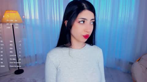 Snapshot of kindraevert chatting on 12.20.25 Megan online show from 12.20.25