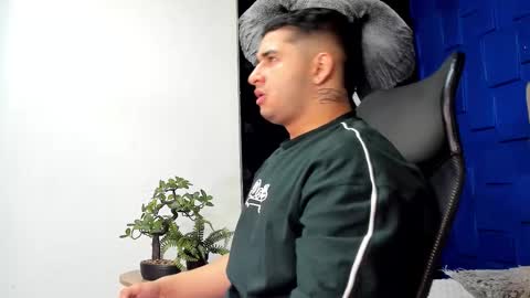 Angel Falconer online show from 11.03.25