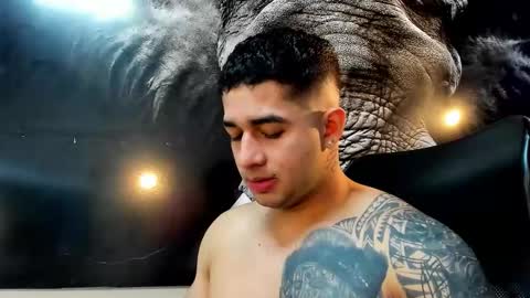 Angel Falconer online show from 11.22.25