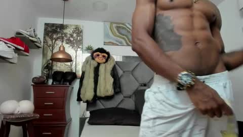 HOT MEN BLACK online show from 11.29.25