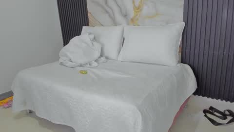    KING     online show from 10.08.25