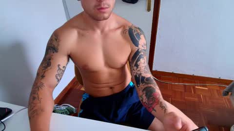 Snapshot of king_master_juan chatting on 09.11.25 The Best Master online show from 09.11.25