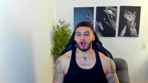 Snapshot of king_of_kings__ chatting on 02.16.25 king_of_kings__ online show from 02.16.25
