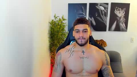 Snapshot of king_of_kings__ chatting on 02.23.25 king_of_kings__ online show from 02.23.25