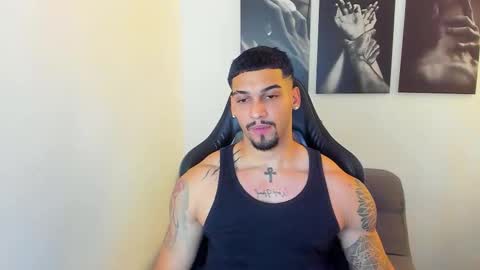 Snapshot of king_of_kings__ chatting on 09.20.25 king_of_kings__ online show from 09.20.25