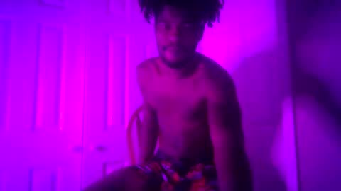 King Almighty01 online show from 10.28.25