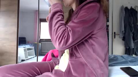 sexysexyhotwetpinkredpussy online show from 05.31.26