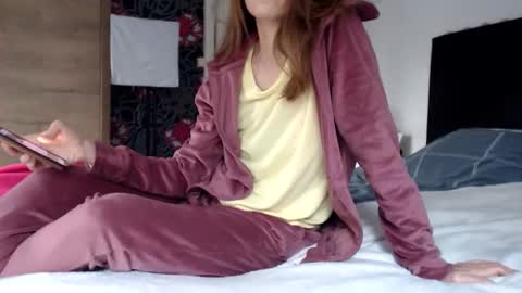 sexysexyhotwetpinkredpussy online show from 05.31.26