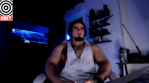 King Bear online show from 11.21.25