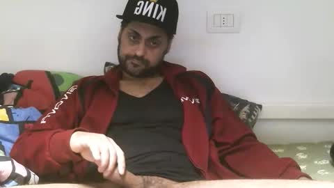 Snapshot of kingcorvo82 chatting on 12.18.25 ivano corona online show from 12.18.25