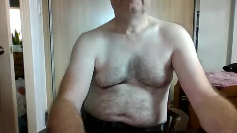 Snapshot of kingdonn1 chatting on 10.21.25 Don online show from 10.21.25