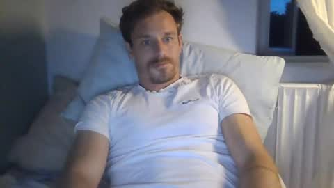 Snapshot of kingharold92 chatting on 06.21.26 kingharold92 online show from 06.21.26