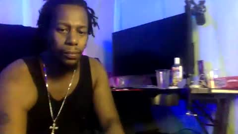 Snapshot of kinglibra420 chatting on 12.05.24 loyal fuck online show from 12.05.24