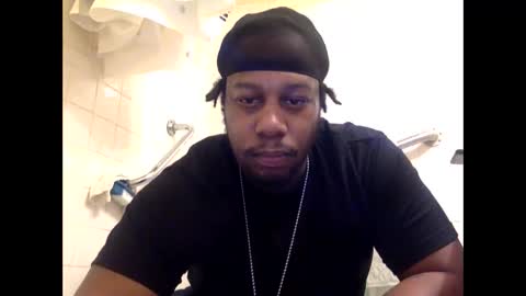 Snapshot of kinglibra420 chatting on 03.12.26 loyal fuck online show from 03.12.26
