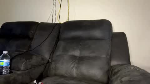 Snapshot of kingofkingz74 chatting on 01.19.25 kingofkingz74 online show from 01.19.25