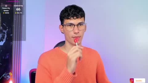  A L E X  online show from 04.12.26