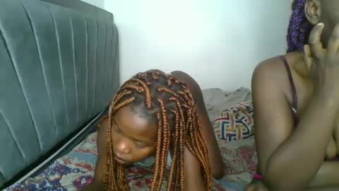 kinky_aria online show from 11.10.25