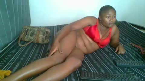 kinky_aria online show from 11.12.25