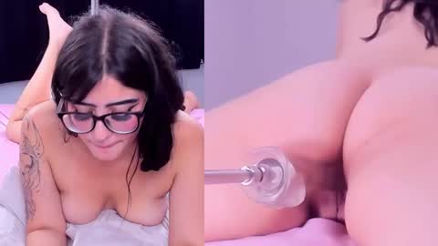 Snapshot of kinky_cloe chatting on 12.21.24 Kinky online show from 12.21.24