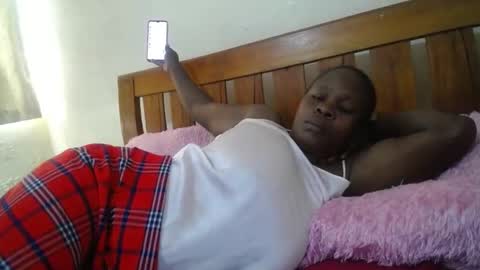 Snapshot of kinky_kaiya chatting on 12.26.24 kaiya online show from 12.26.24