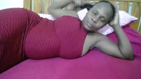 Snapshot of kinky_kaiya chatting on 12.27.24 kaiya online show from 12.27.24