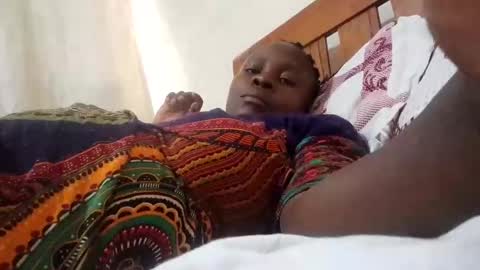 Snapshot of kinky_kaiya chatting on 02.15.25 kaiya online show from 02.15.25