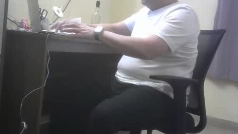 Snapshot of kinkyguy7979 chatting on 01.14.26 kinkyguy7979 online show from 01.14.26