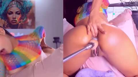 Snapshot of kinkymindy_ chatting on 10.24.25 Mindy online show from 10.24.25