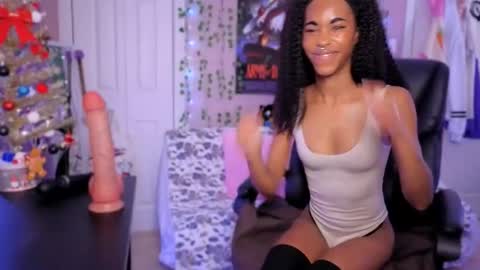 Kira21 13 online show from 12.14.25