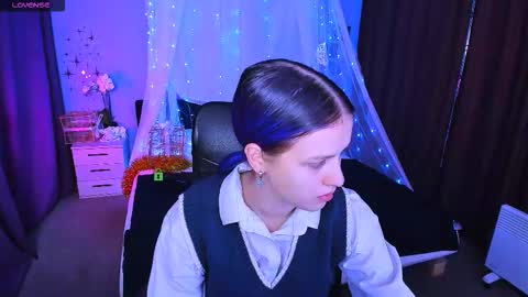 Kira  online show from 01.18.26