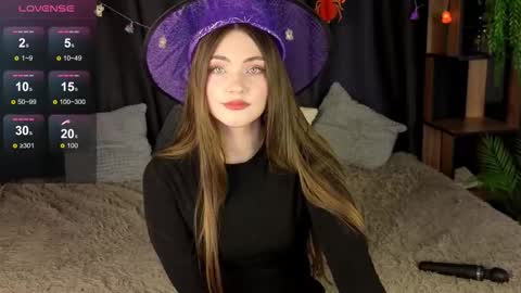 kira_jin online show from 10.31.25