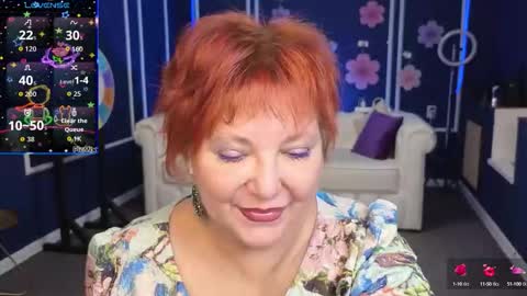 Kira Kennet online show from 09.25.25
