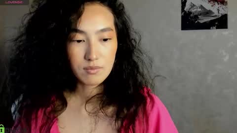 Aura online show from 11.24.25