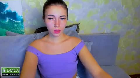 Kira  online show from 12.04.25