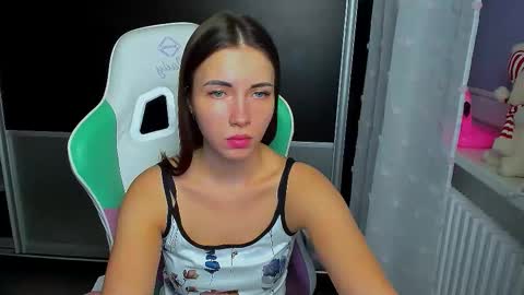 Kira  online show from 01.07.26