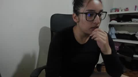 Snapshot of kira_stormm58 chatting on 06.10.26 kira stormm58 online show from 06.10.26