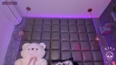 Kira  online show from 03.20.26